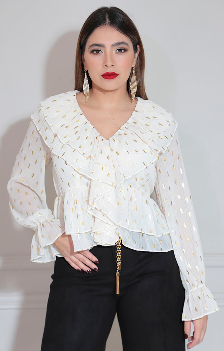 Blusa beige con olanes