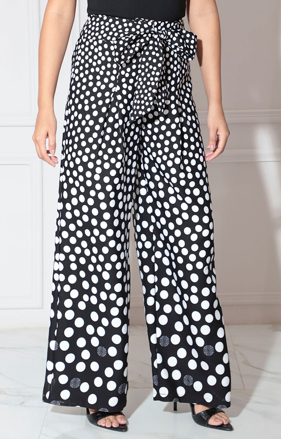 Pantalón negro con lunares - PANTALON Boutiquemirel 