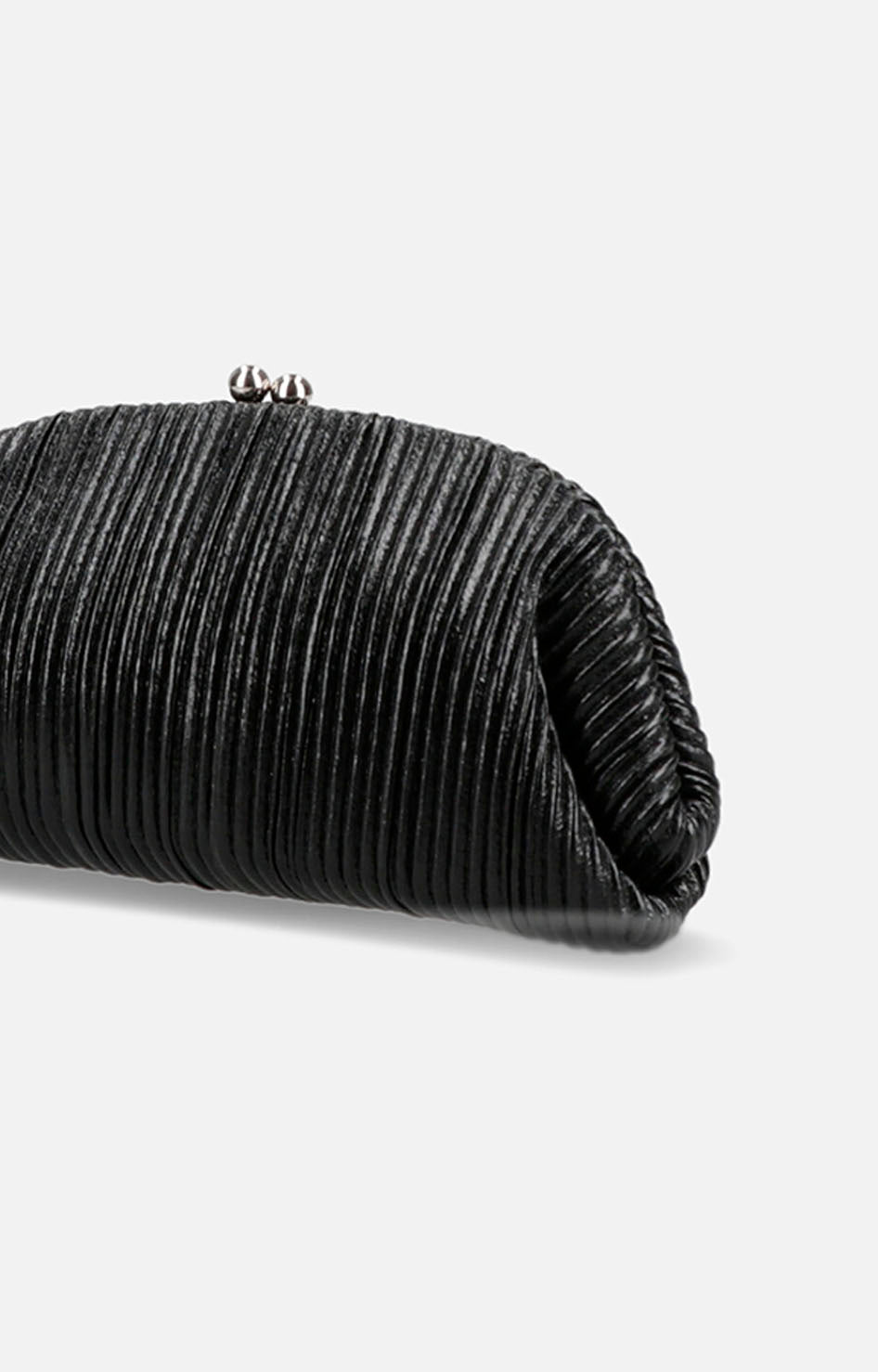 Clutch negra con textura - BOLSA Boutiquemirel 