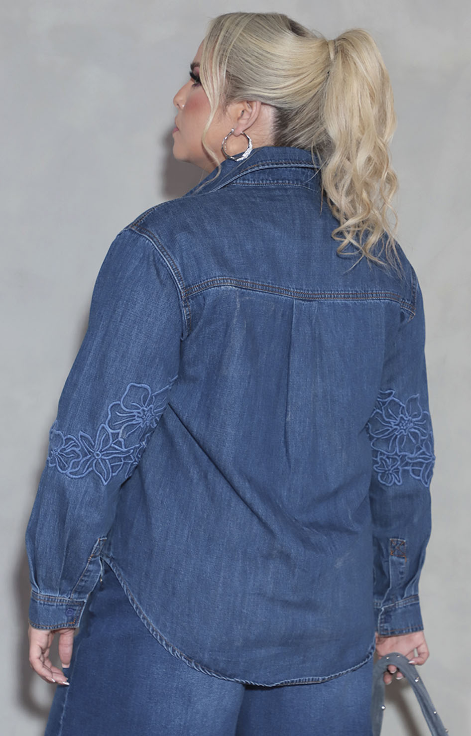 Camisera denim bordada - BLUSA XL Boutiquemirel 