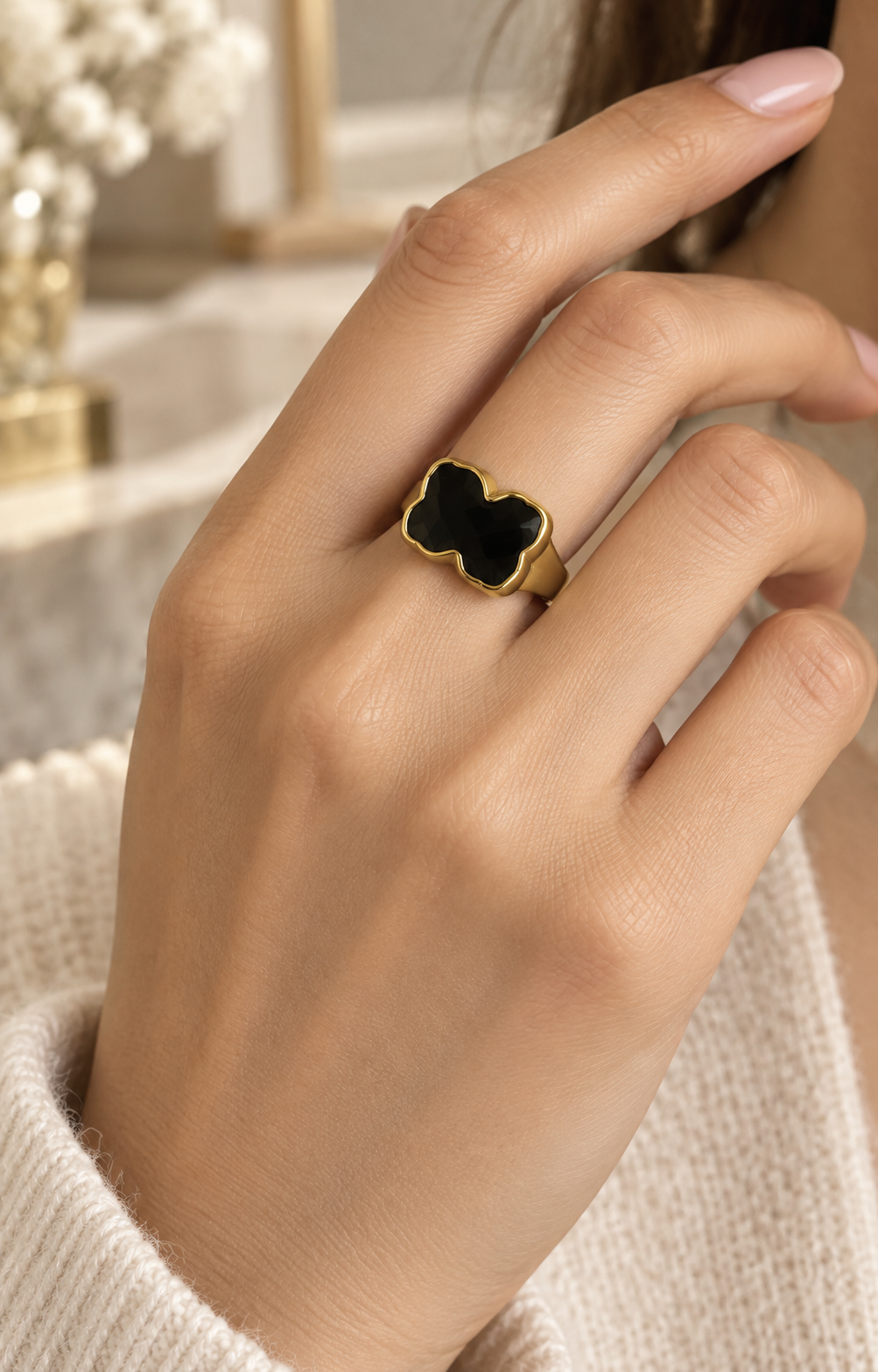 Anillo de oso negro