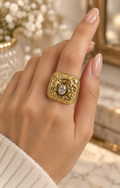 Anillo cuadro con brillo