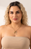 Collar de acero con dijes de corazón y llave