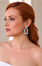 Aretes rectangulares dorados con cristales