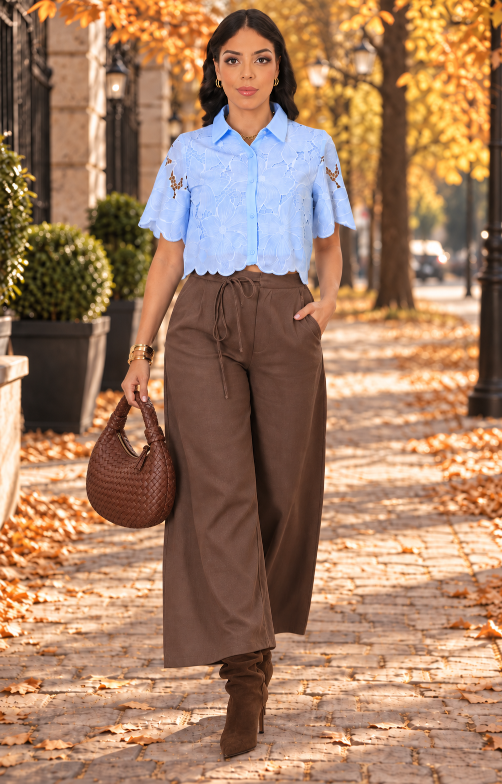 Blusa azul de guipiur