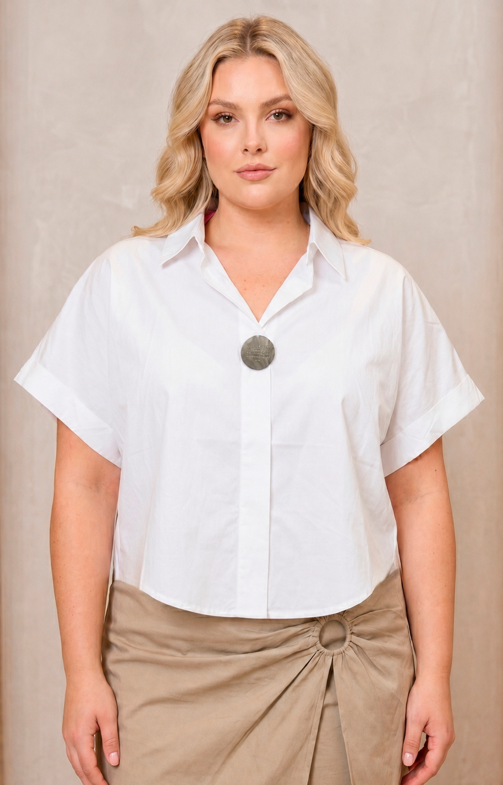 Blusa lisa con botón - BLUSAS CURVY Boutiquemirel 