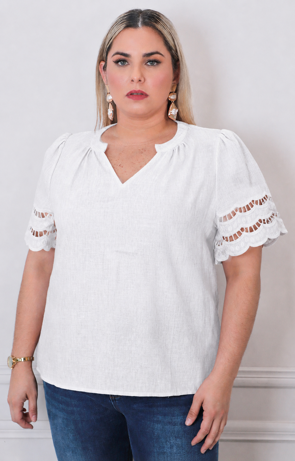 Blusa lisa con detalle - BLUSAS CURVY Boutiquemirel 