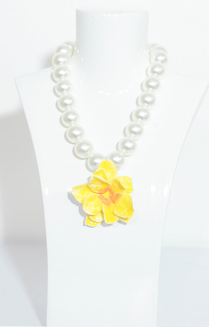 Colar de perlas con maxi dije de flor - COLLAR Boutiquemirel 