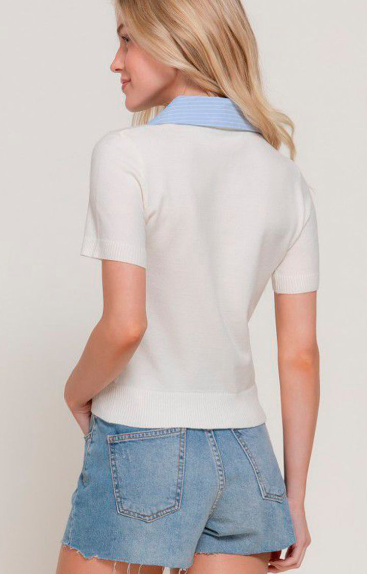 Blusa blanca con cuello azul - BLUSAS REGULAR Boutiquemirel 
