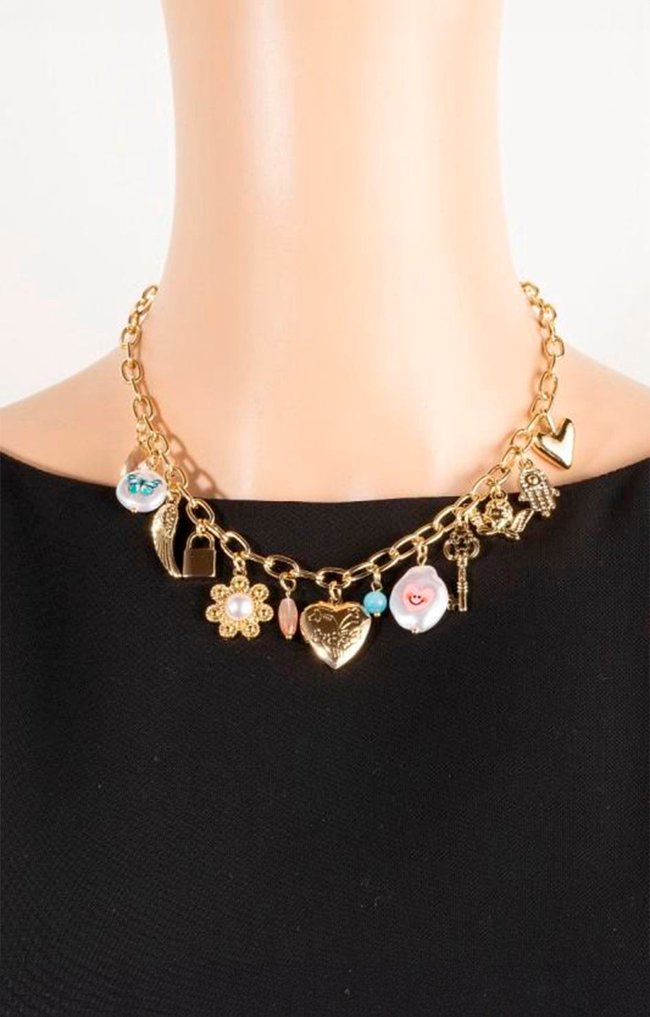 Collar dorado con dijes - COLLAR Boutiquemirel 