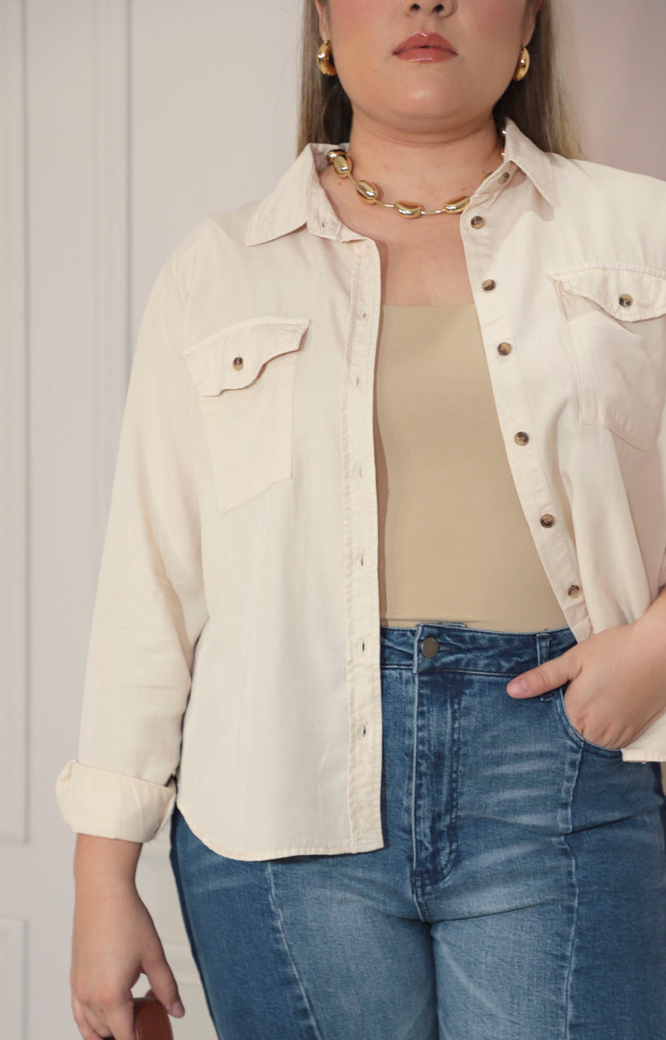 Blusa beige con botones frontales - BLUSA Boutiquemirel 