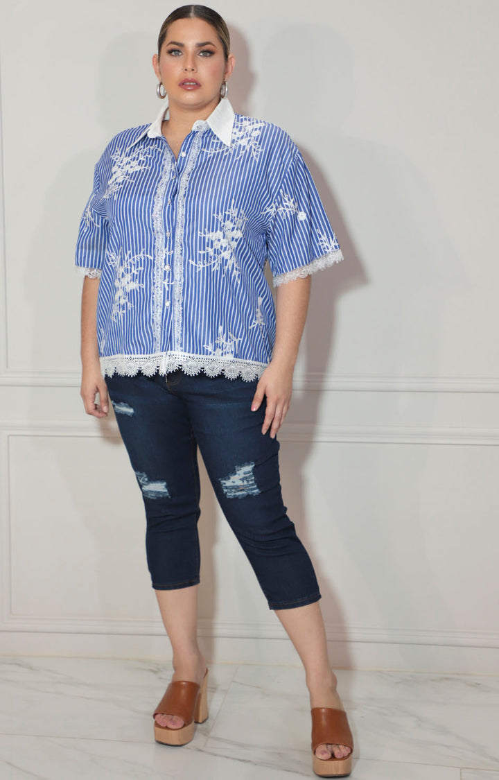 Blusa azul estampada con bordado y botones - BLUSA Boutiquemirel 