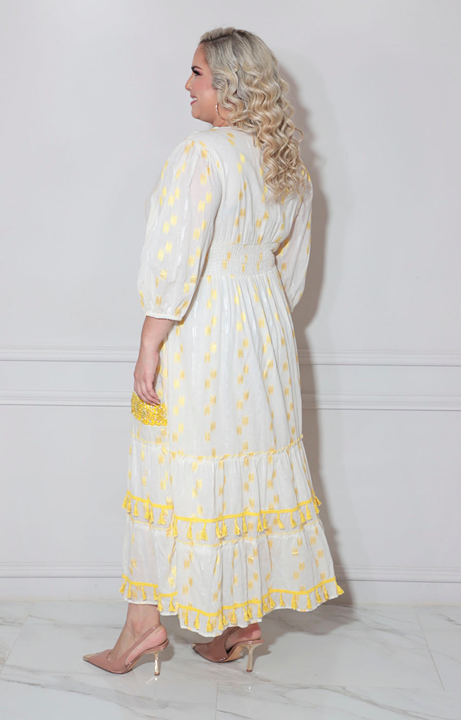 Vestido amarillo bordado - VESTIDO XL Boutiquemirel 