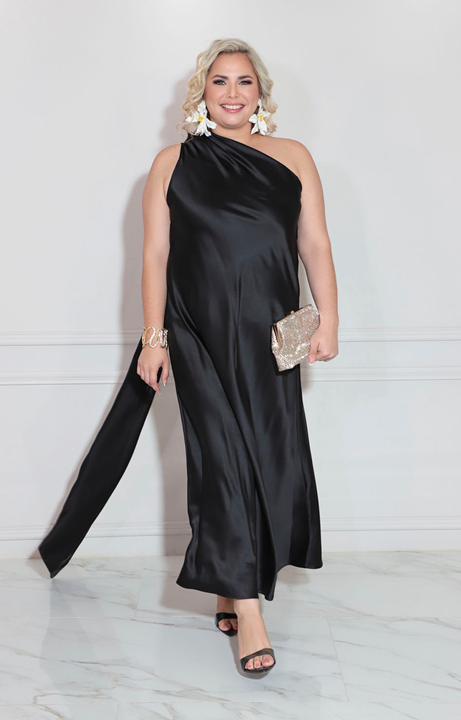 Vestido asimétrico negro - VESTIDO XL Boutiquemirel 