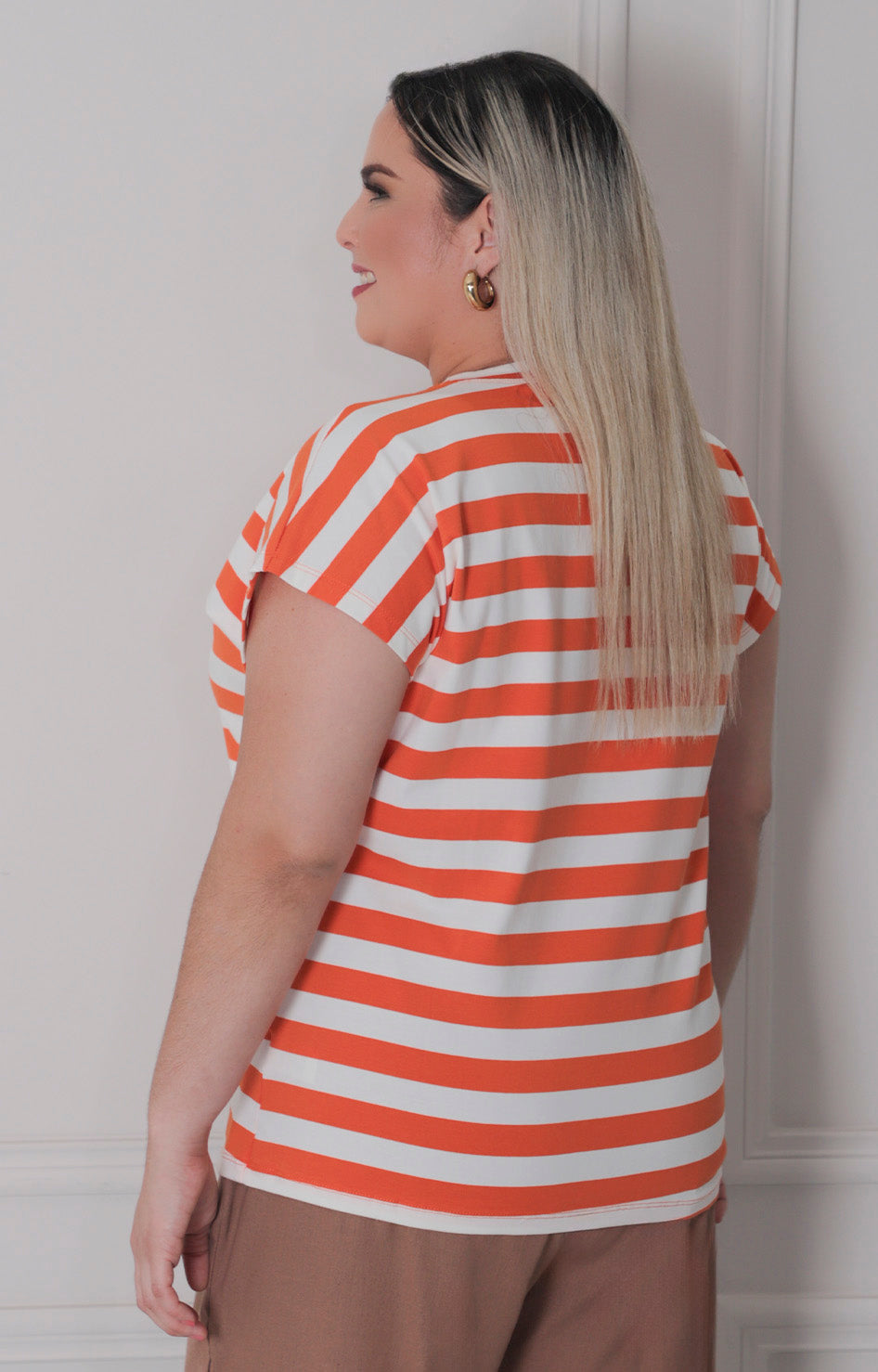 Blusa de rayas con hebilla dorada - BLUSAS CURVY Boutiquemirel 