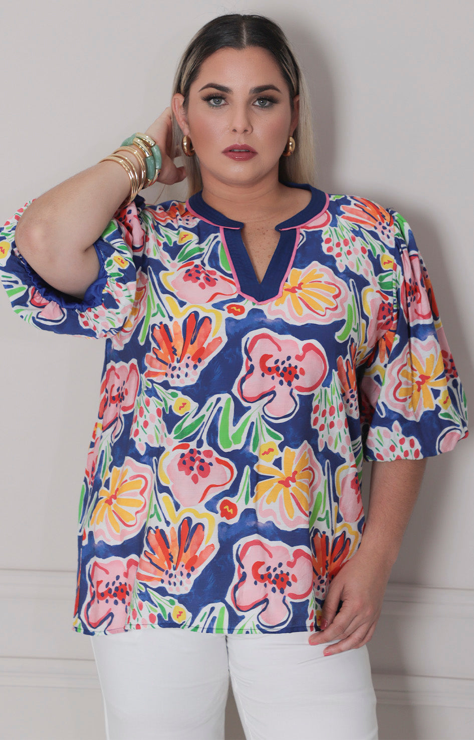 Blusa estampada de flores - BLUSAS CURVY Boutiquemirel 