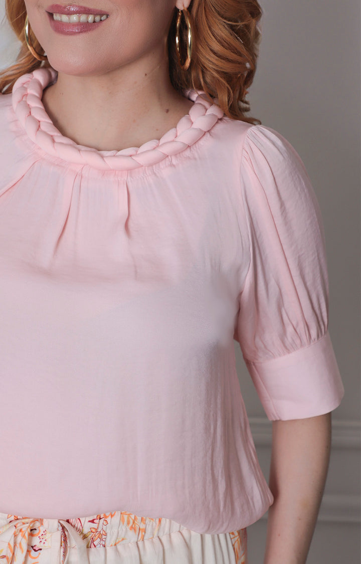 Blusa con trenzado superior - BLUSAS REGULAR Boutiquemirel 