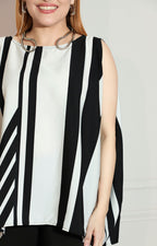 Blusa negra de rayas con manga mariposa - BLUSA Boutiquemirel 