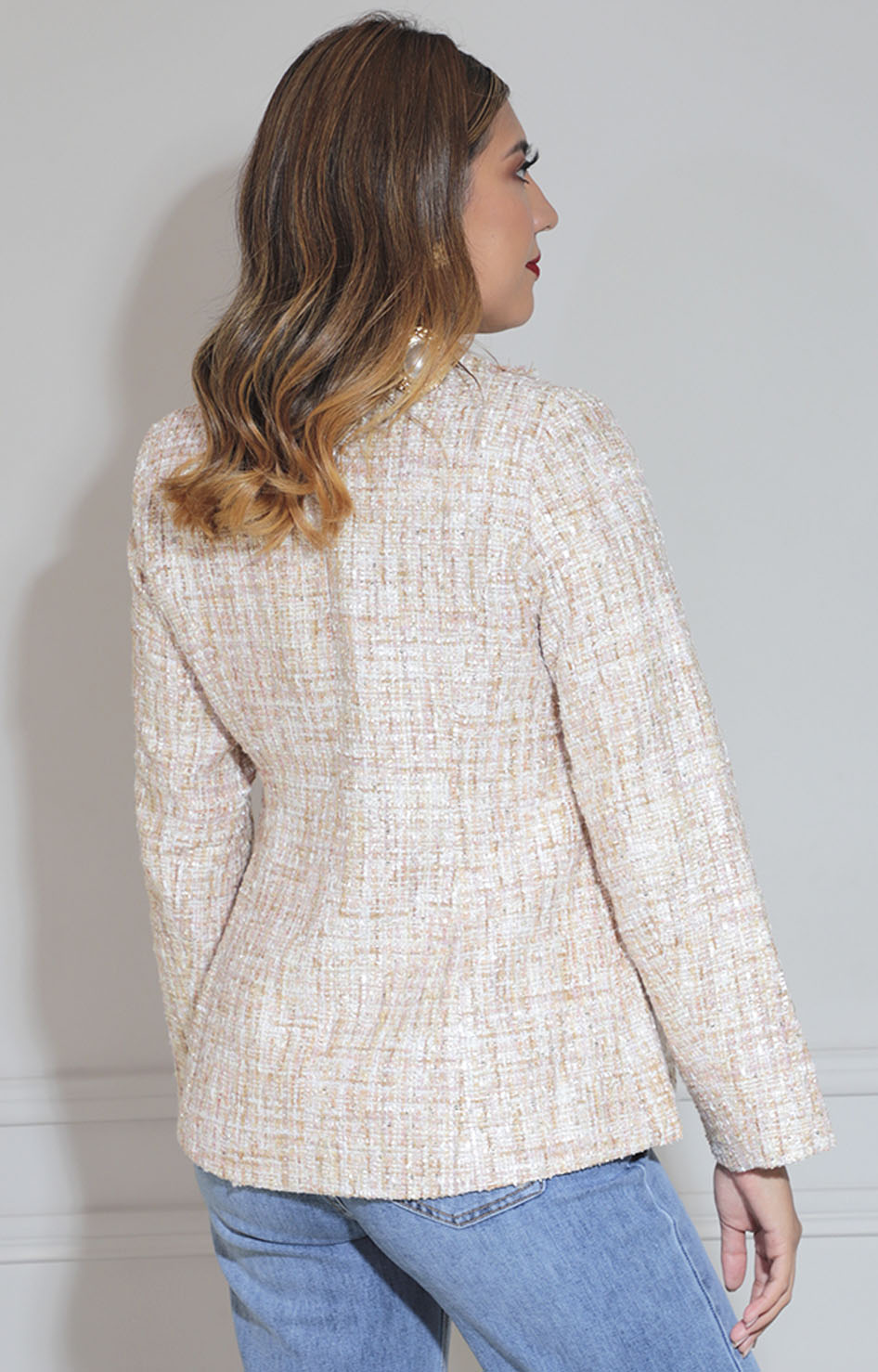 Saco beige con bolsas