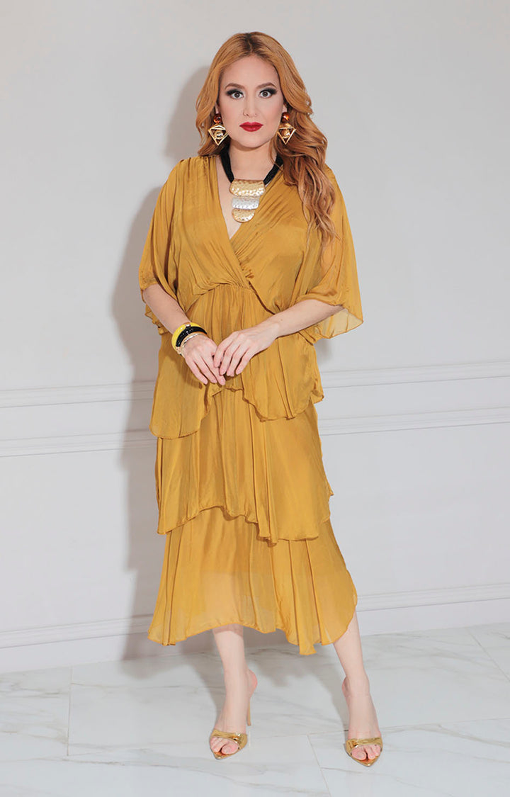 Vestido mostaza con lazo