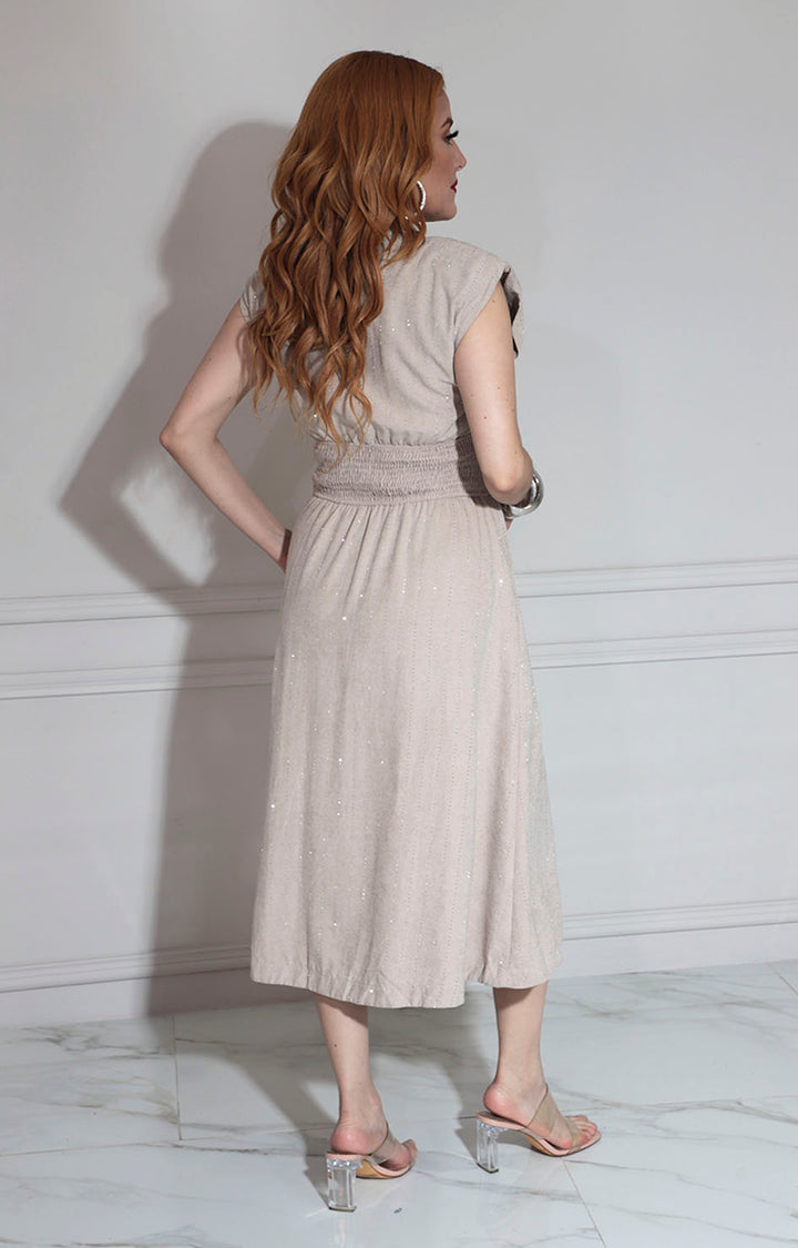 Vestido beige con cierre
