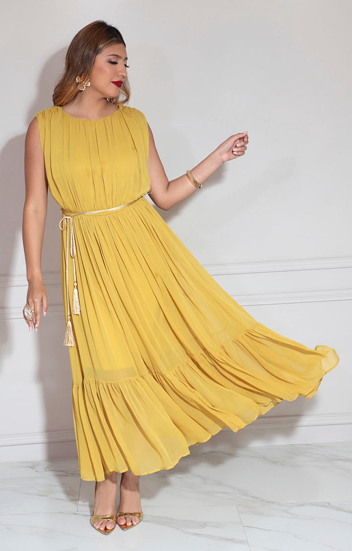 Vestido de seda mostaza