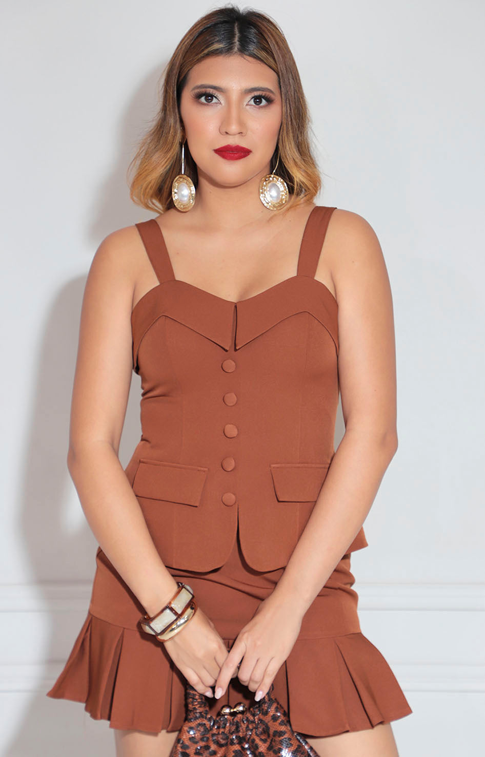 Conjunto café de tirantes