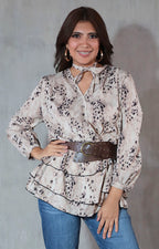 Blusa beige con cinturón - BLUSA Boutiquemirel 