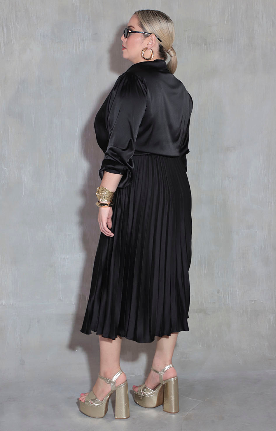 Vestido plisado negro - VESTIDO XL Boutiquemirel 