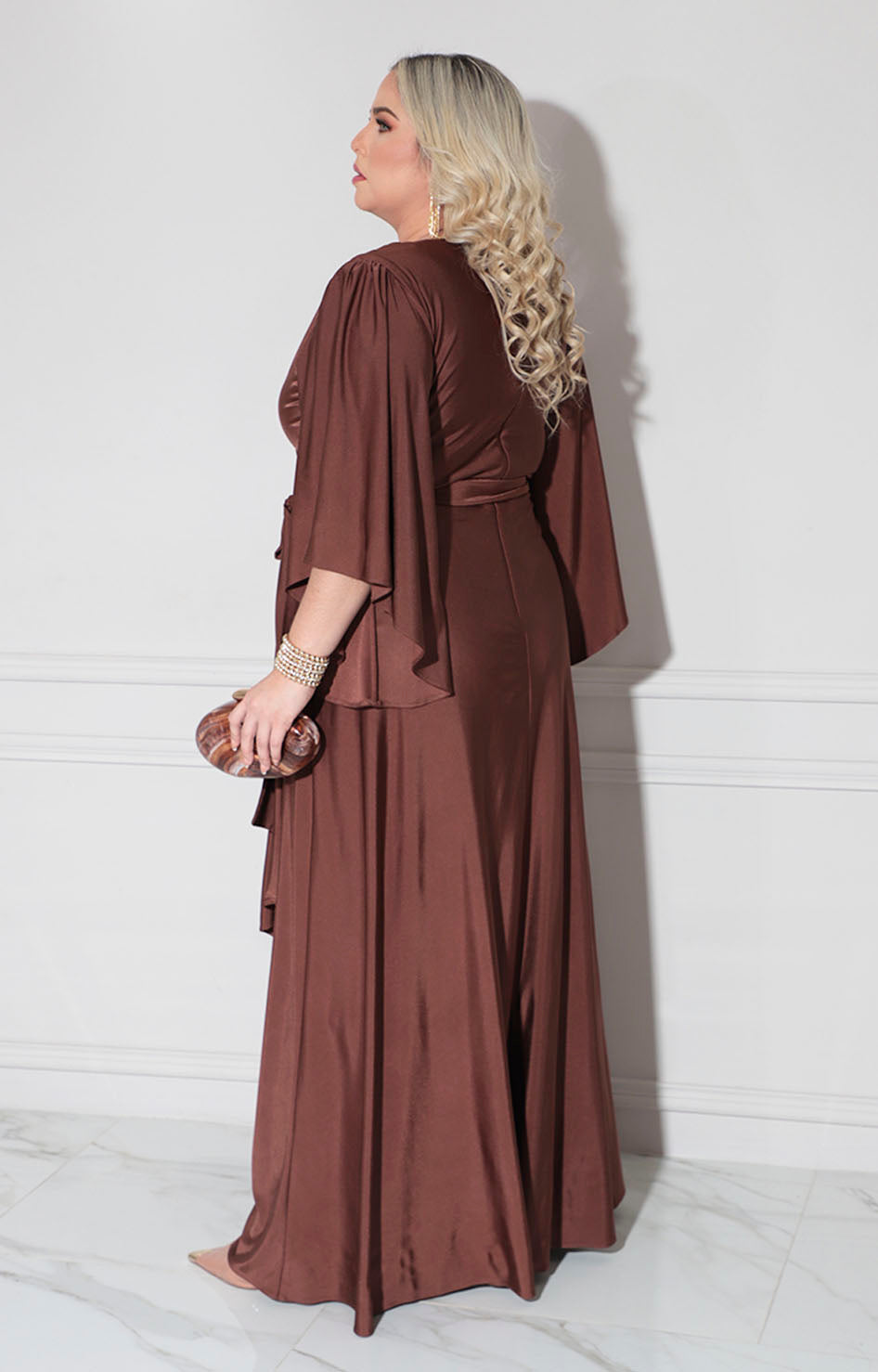 Vestido café satinado