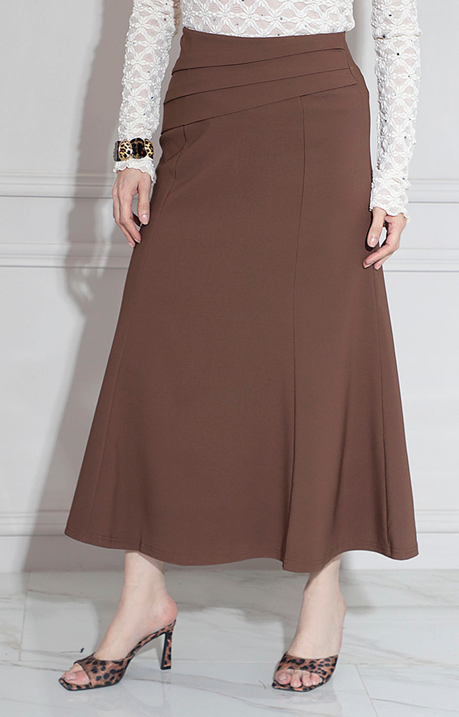 Falda café con pliegues - FALDA Boutiquemirel 