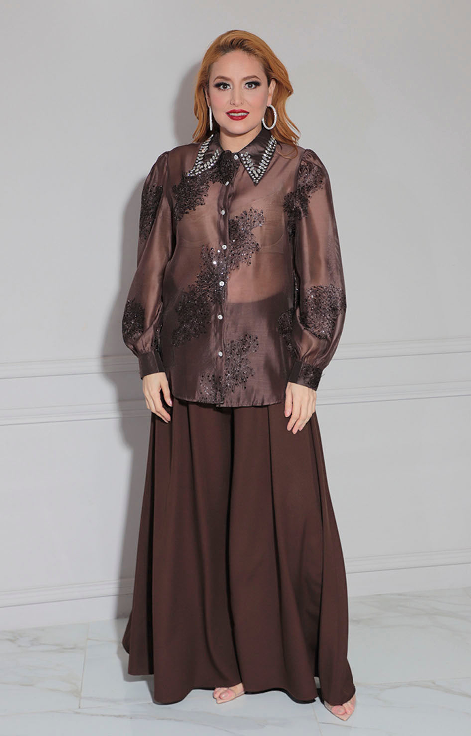 Camisera café bordada