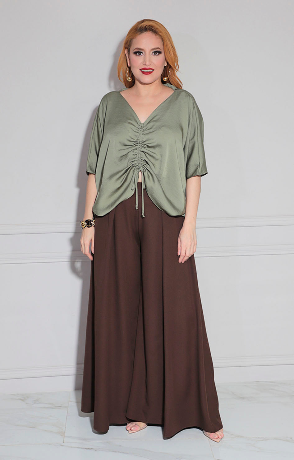 Blusa verde con fruncido