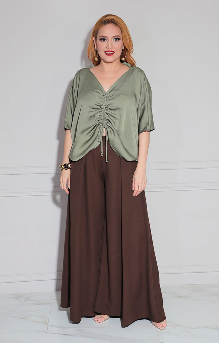 Blusa verde con fruncido