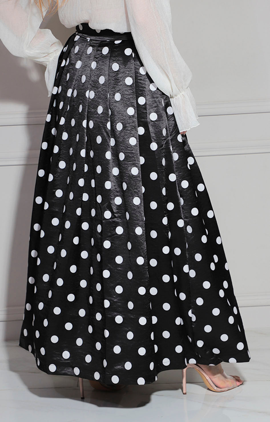 Falda negra estampada