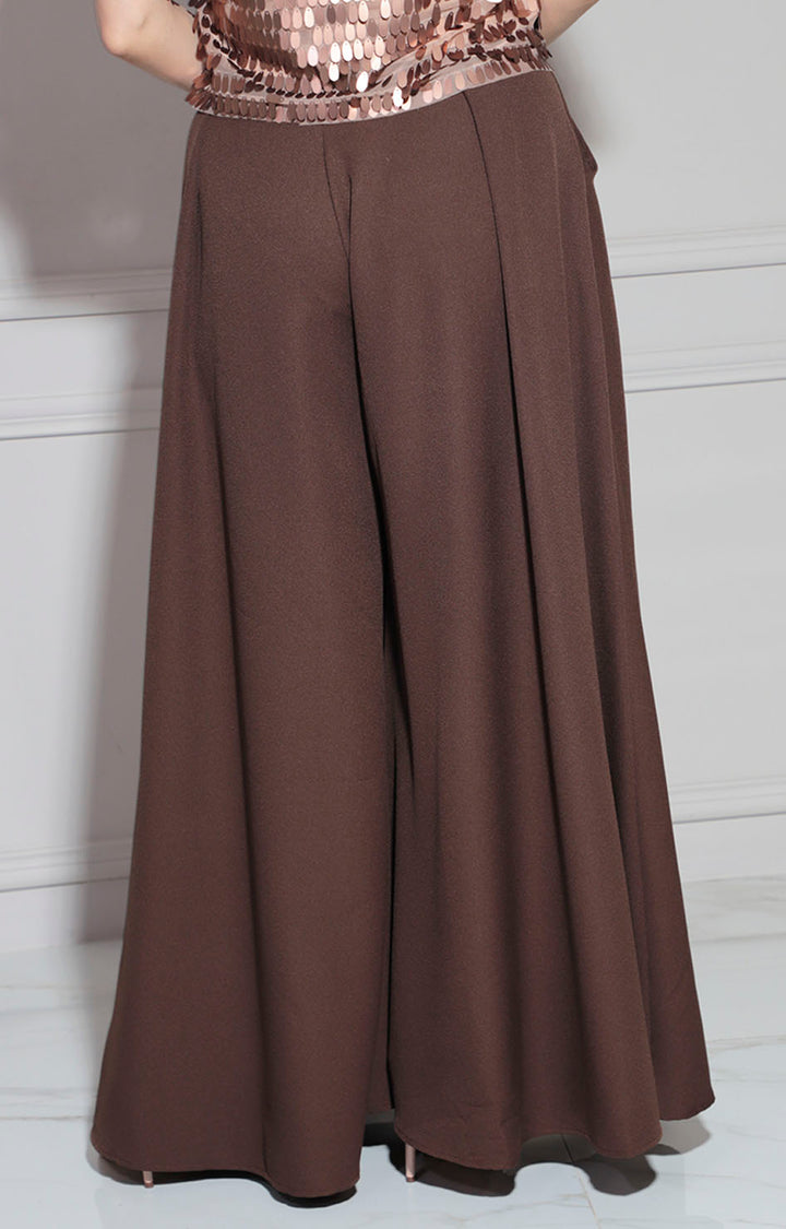 Pantalón café amplio