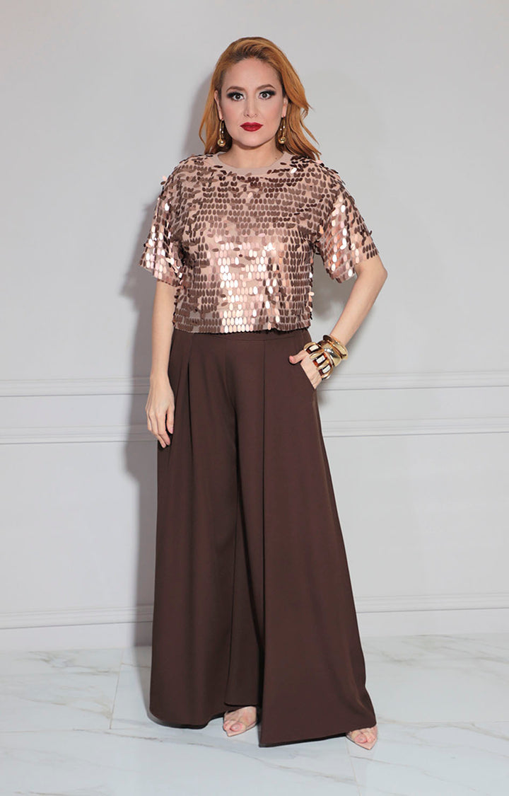 Blusa café con lentejuela