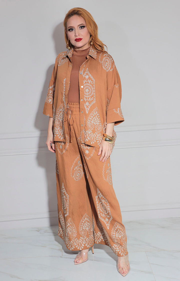 Pantalón chedrón bordado