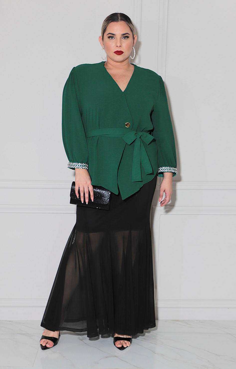 Blusa verde asimétrica