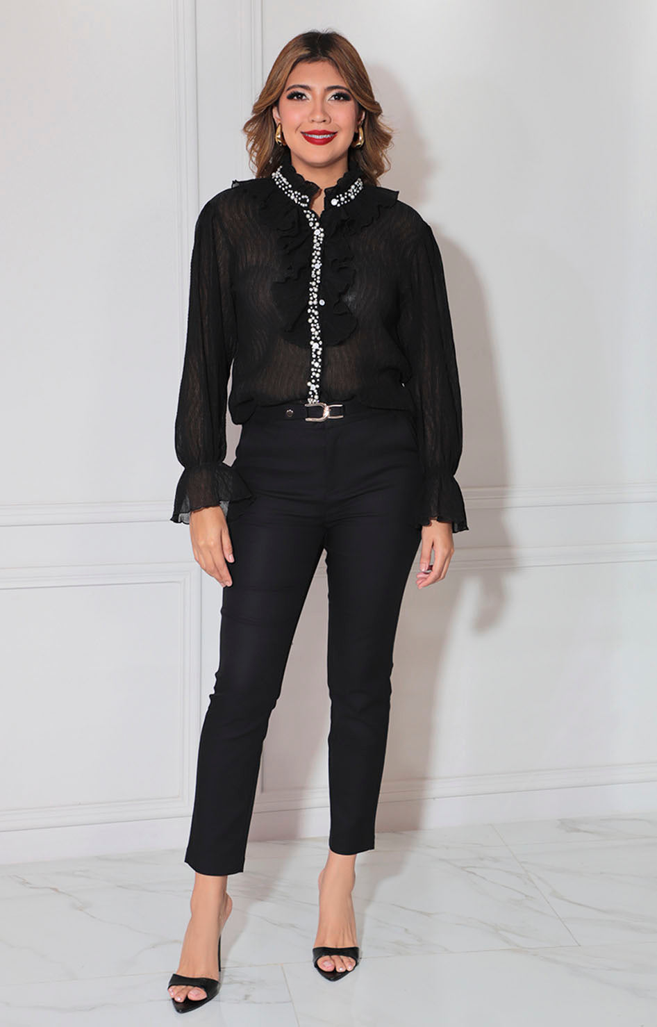 Blusa negra con brillos