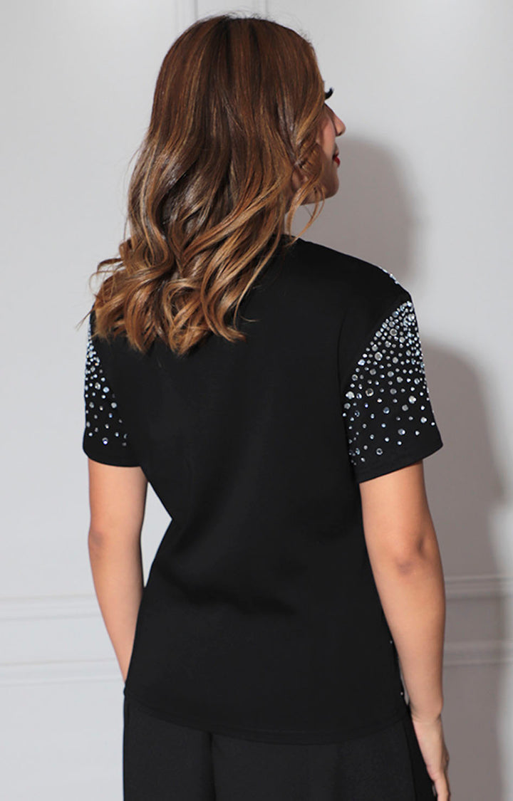 Blusa negra con brilllos