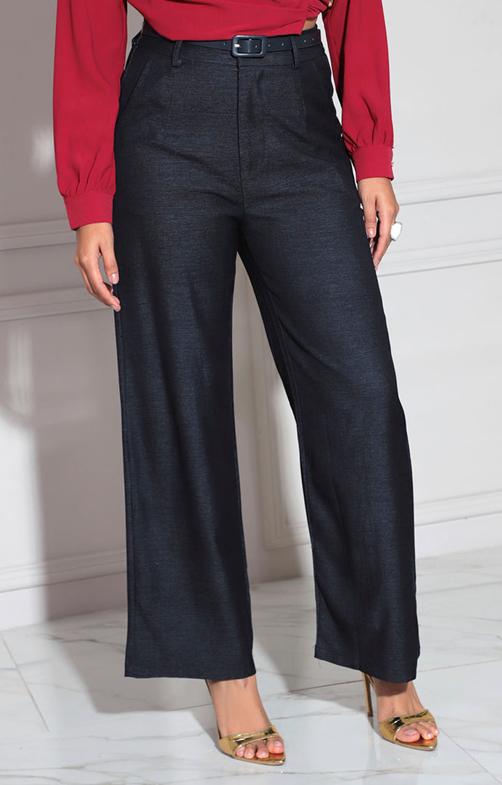 Pantalón azul obscuro