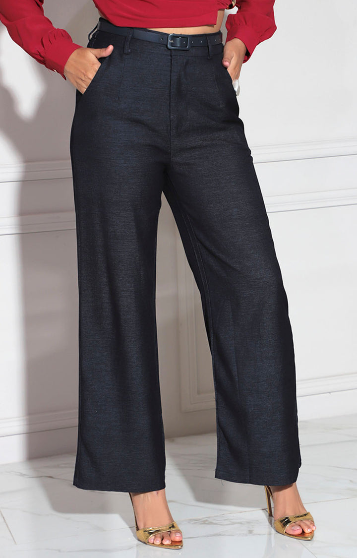 Pantalón azul obscuro