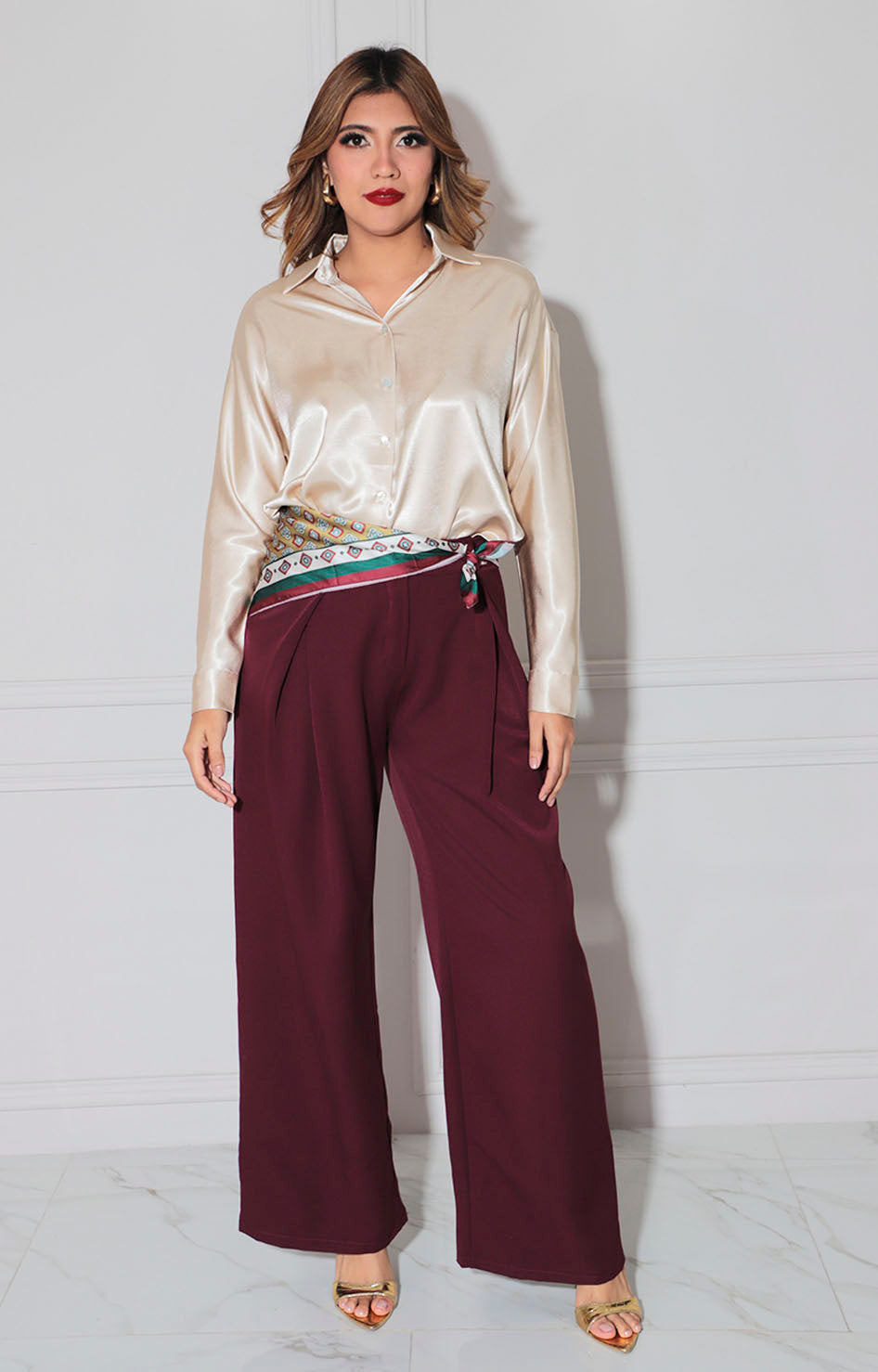 Camisera dorada satinada