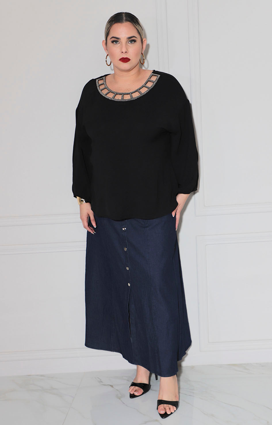 Blusa negra con plata