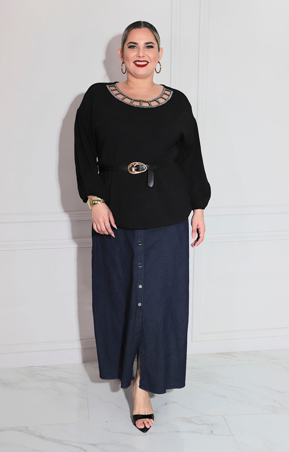 Blusa negra con plata