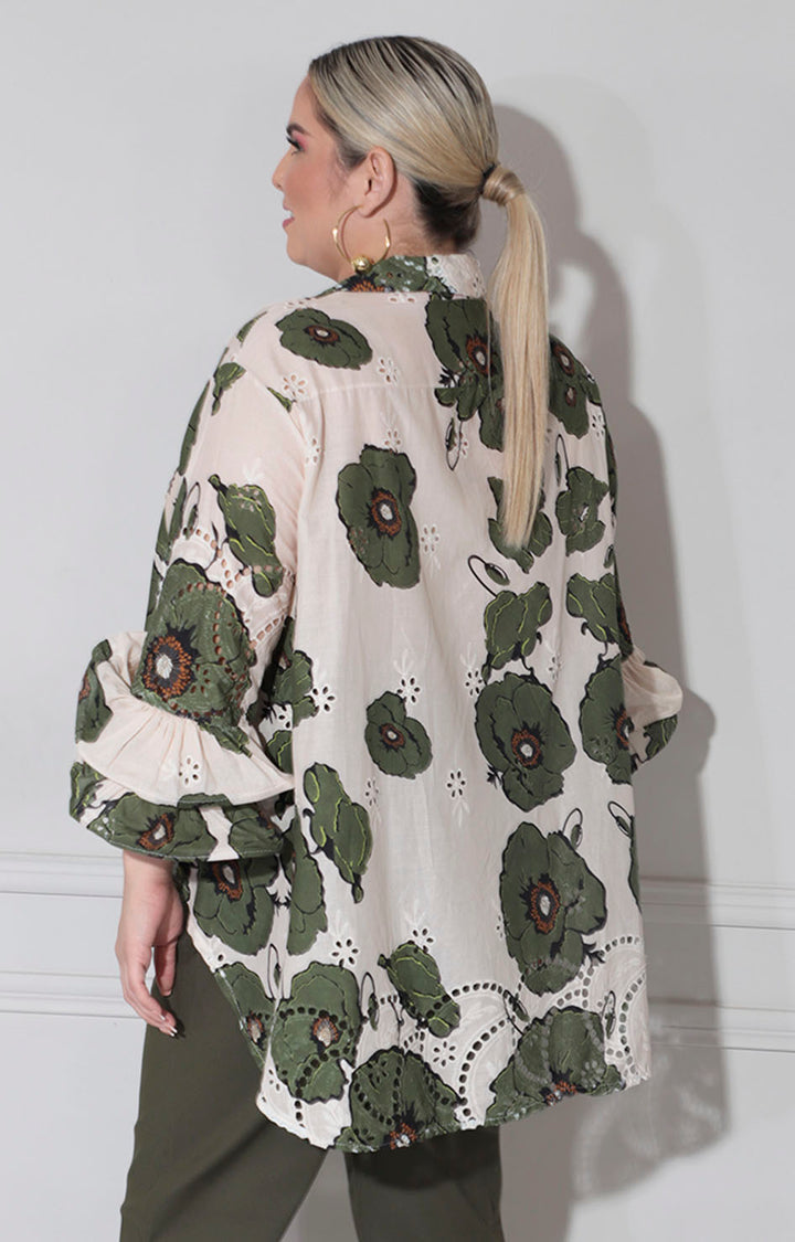 Blusa beige con flores