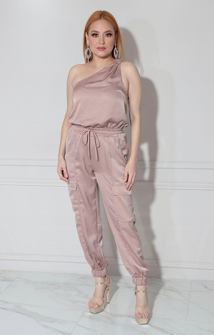 Palazzo beige asimétrico