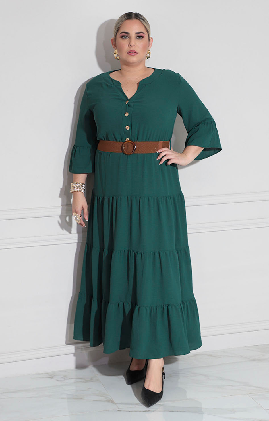 Vestido verde con cinturón