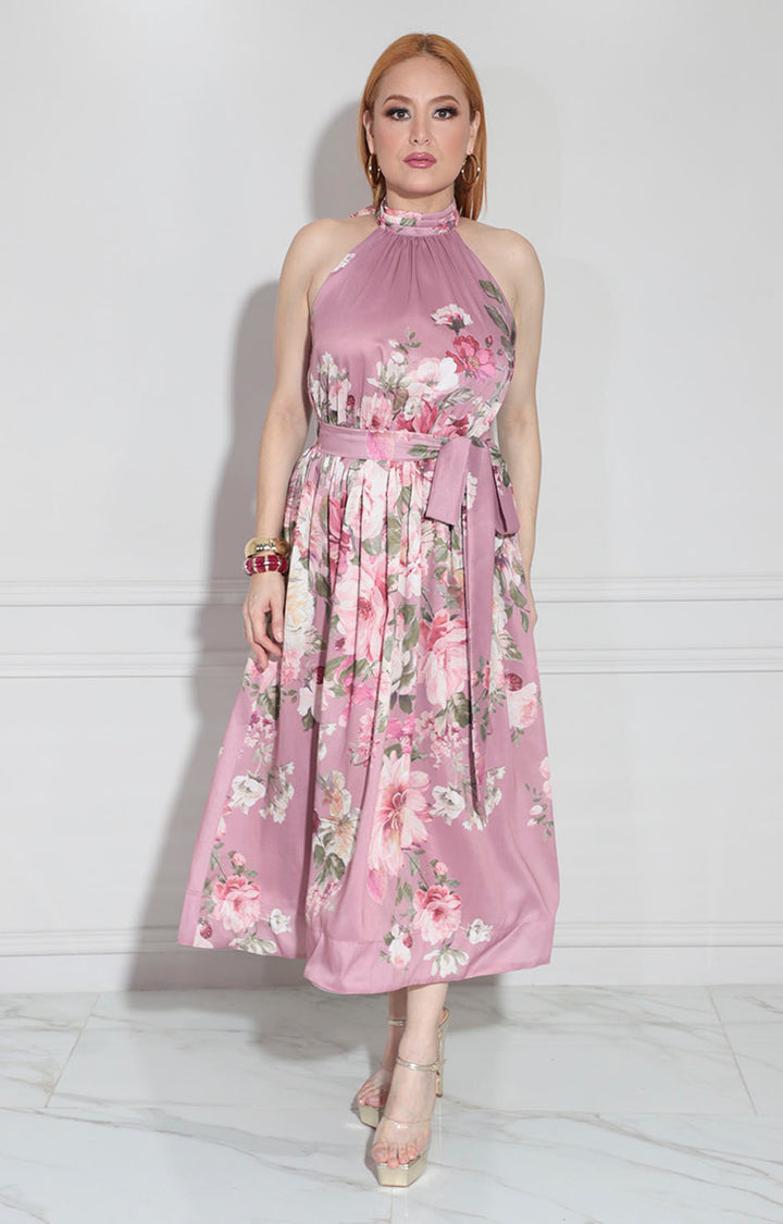 Vestido rosa con flores
